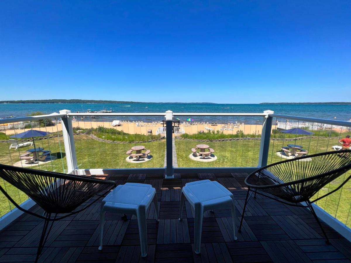 The Beach Haus - Traverse City Exterior foto